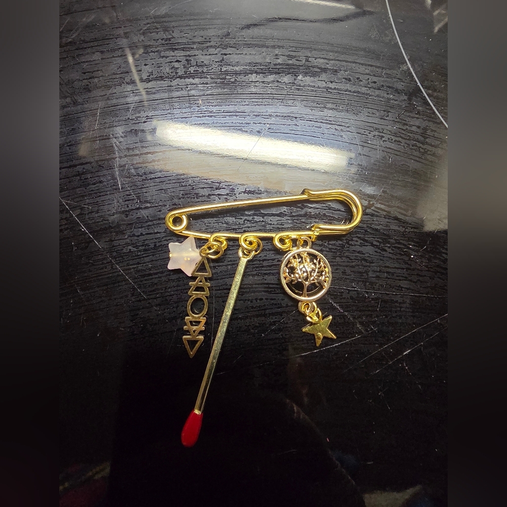 Kilt Pin, Dangle Brooch With Match, Tree Of Life & 5 Elements Charms